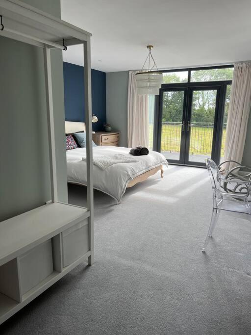 Stunning With Magnificent Views In East Devon *